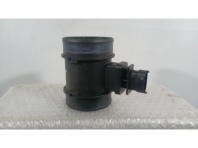 Recambio de caudalimetro para chevrolet captiva (c100, c140) 2.0 d 4wd referencia OEM IAM 55350048 BOSCH 0281002618