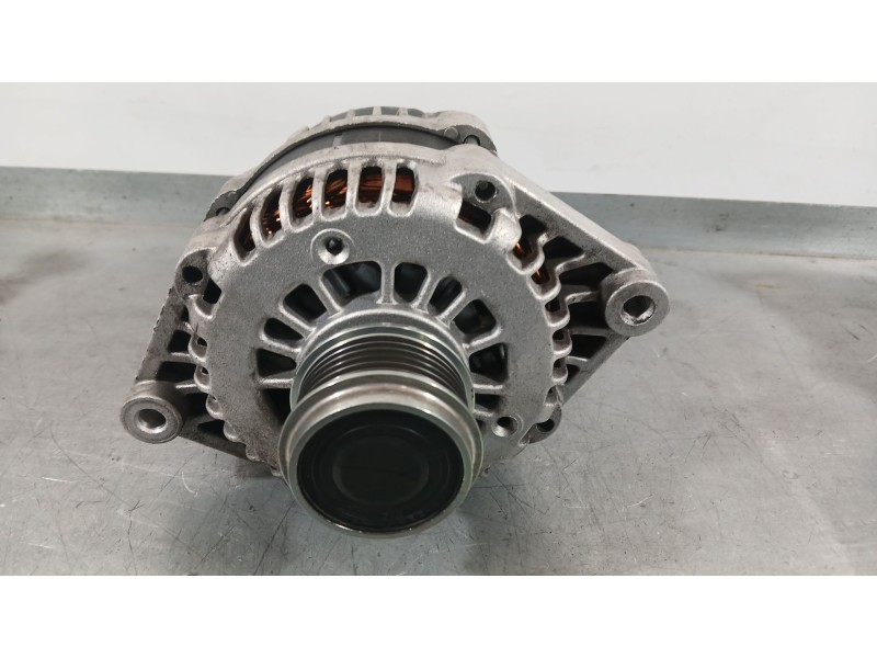 Recambio de alternador para chevrolet captiva (c100, c140) 2.0 d 4wd referencia OEM IAM 96866018  AD0D27A0318
