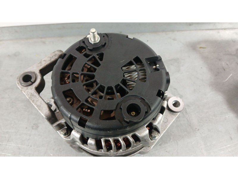 Recambio de alternador para chevrolet captiva (c100, c140) 2.0 d 4wd referencia OEM IAM 96866018  AD0D27A0318