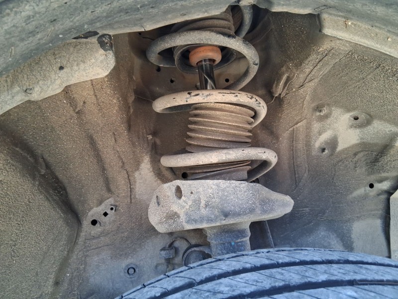 Recambio de amortiguador delantero derecho para honda cr-v iii (re_) 2.2 i-dtec 4wd (re6) referencia OEM IAM 51605SWYE21  