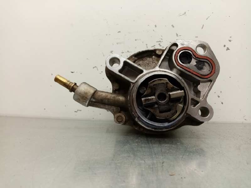 Recambio de depresor freno / bomba vacio para nissan sunny (b11) 1.6 cat referencia OEM IAM   