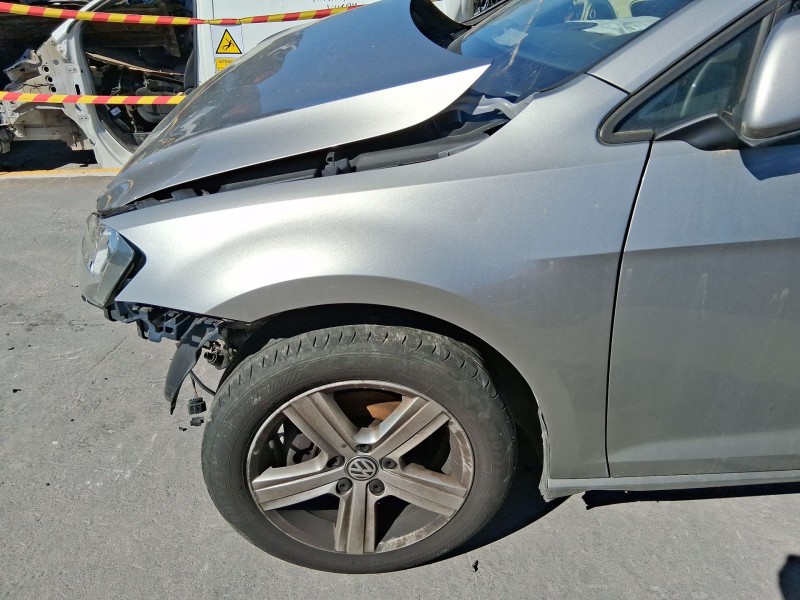 Recambio de aleta delantera izquierda para volkswagen golf vii (5g1, bq1, be1, be2) 1.4 tsi referencia OEM IAM 5G0821105A  