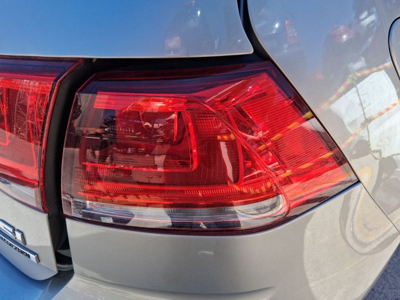 Recambio de piloto trasero derecho exterior para volkswagen golf vii (5g1, bq1, be1, be2) 1.4 tsi referencia OEM IAM 5G0945096M 