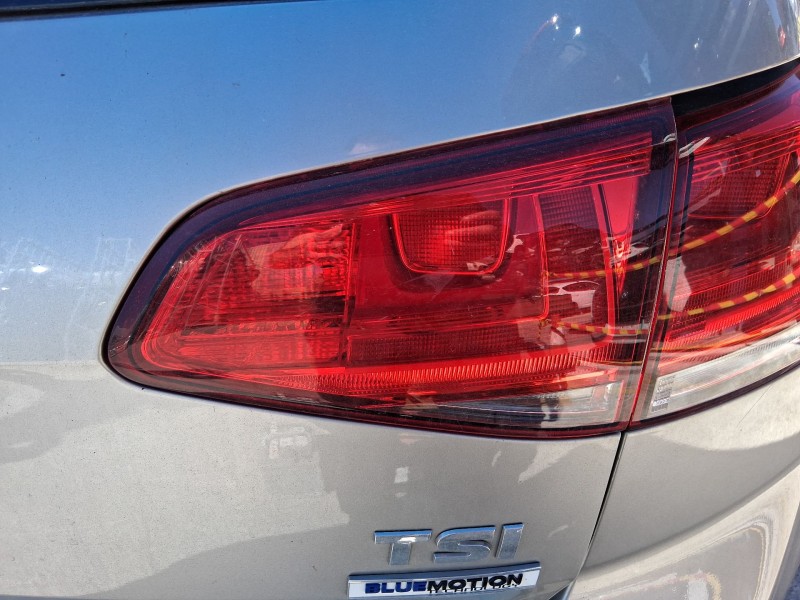 Recambio de piloto trasero derecho interior para volkswagen golf vii (5g1, bq1, be1, be2) 1.4 tsi referencia OEM IAM 5G0945094AC