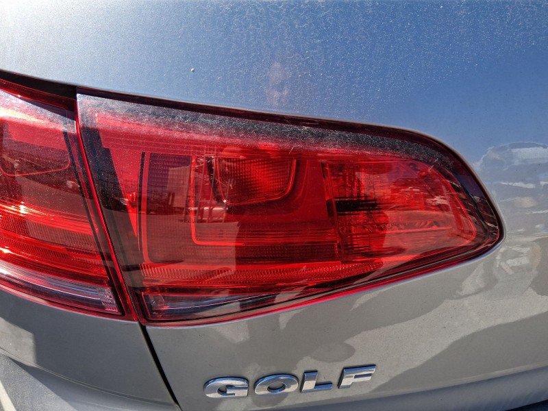 Recambio de piloto trasero izquierdo interior para volkswagen golf vii (5g1, bq1, be1, be2) 1.4 tsi referencia OEM IAM 5G0945093