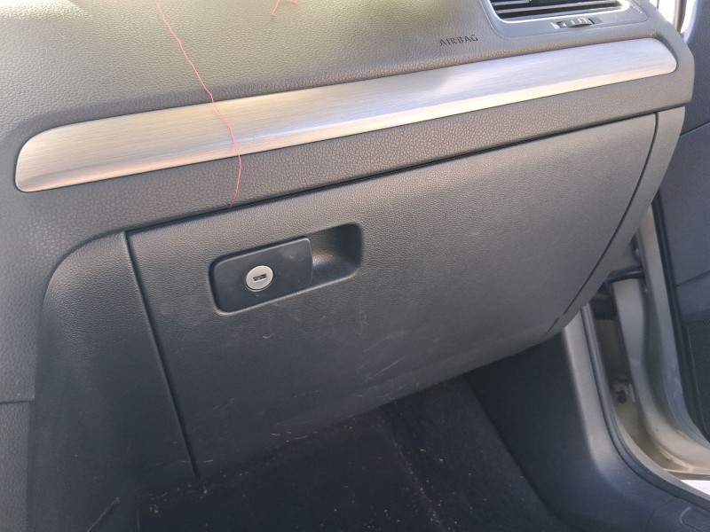 Recambio de guantera para volkswagen golf vii (5g1, bq1, be1, be2) 1.4 tsi referencia OEM IAM 5G1857114H82V  