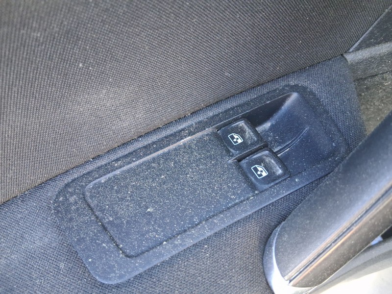 Recambio de mando elevalunas delantero izquierdo para volkswagen golf vii (5g1, bq1, be1, be2) 1.4 tsi referencia OEM IAM 5G0959