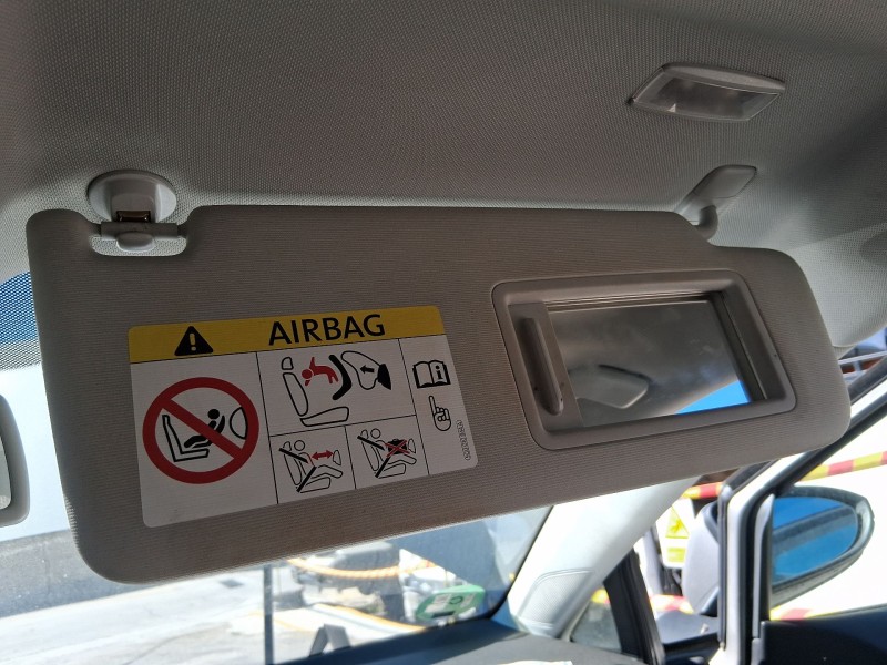 Recambio de parasol derecho para volkswagen golf vii (5g1, bq1, be1, be2) 1.4 tsi referencia OEM IAM 5G0857552DB2F4  