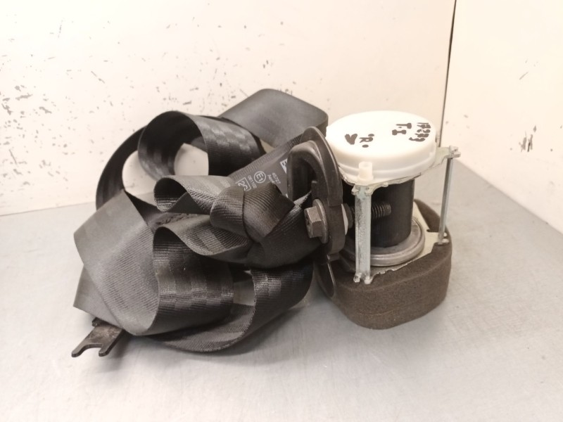 Recambio de cinturon seguridad trasero izquierdo para peugeot 308 ii (lb_, lp_, lw_, lh_, l3_) 1.6 hdi 100 referencia OEM IAM 16