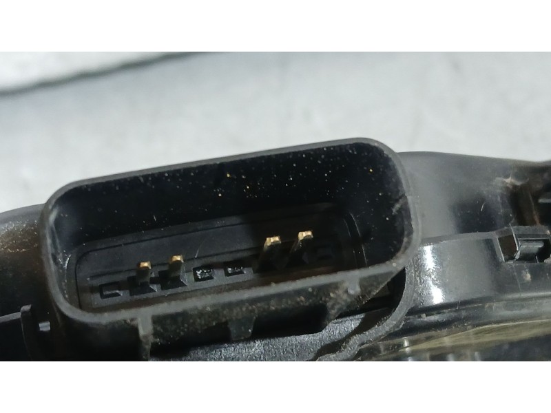 Recambio de cerradura puerta delantera derecha para kia stonic (yb) 1.2 cvvt referencia OEM IAM 81320H8050  