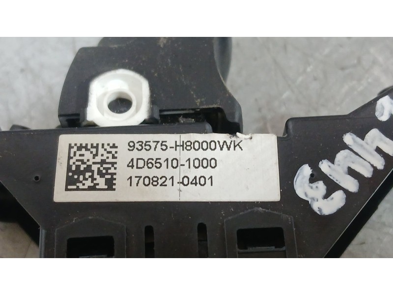 Recambio de mando elevalunas delantero derecho para kia stonic (yb) 1.2 cvvt referencia OEM IAM 9355H8000  