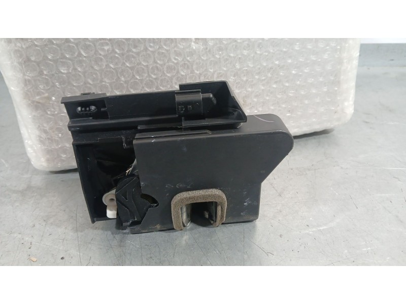 Recambio de cerradura puerta delantera derecha para dacia sandero iii 1.0 tce 90 referencia OEM IAM 805028269R  