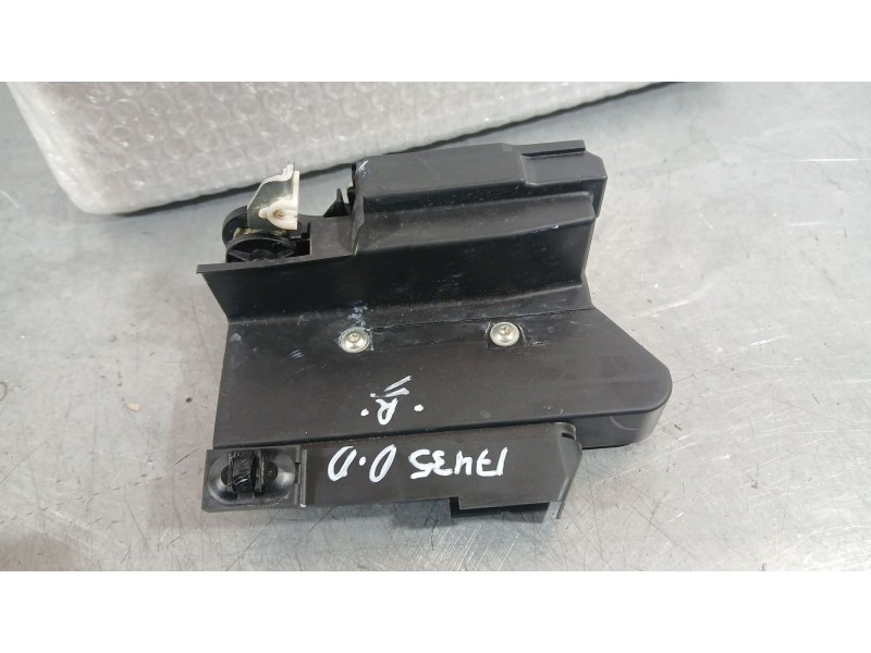 Recambio de cerradura puerta delantera derecha para dacia sandero iii 1.0 tce 90 referencia OEM IAM 805028269R  