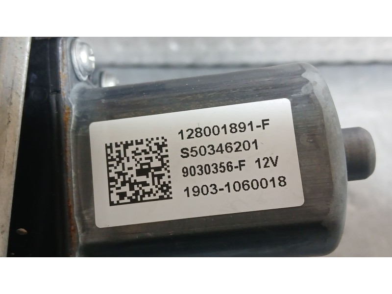 Recambio de elevalunas delantero derecho para dacia sandero iii 1.0 tce 90 referencia OEM IAM 807206015R  