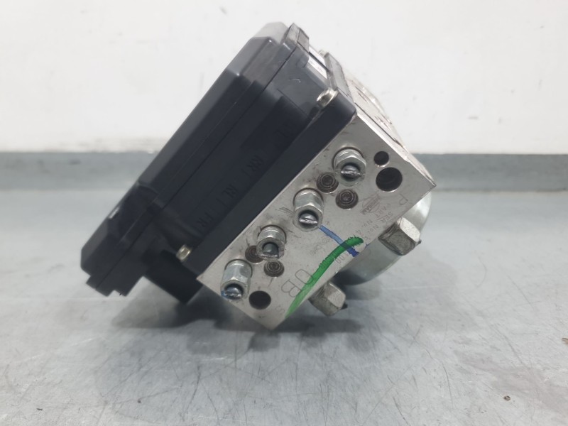 Recambio de abs para nissan leaf (ze0) electric referencia OEM IAM 476604NC0B  
