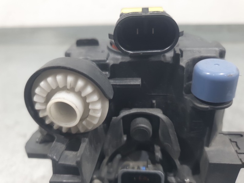 Recambio de faro antiniebla izquierdo para nissan leaf (ze0) electric referencia OEM IAM 261503NA0A 89209182 VALEO