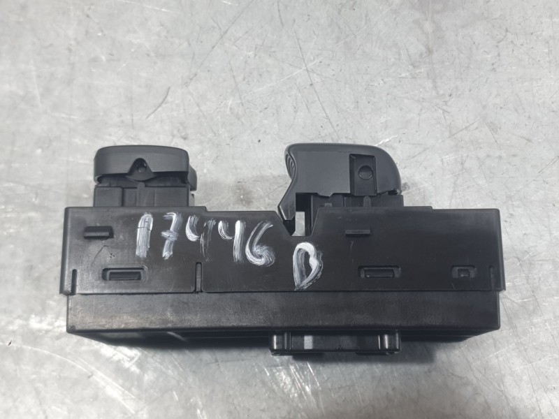 Recambio de mando elevalunas delantero derecho para nissan leaf (ze0) electric referencia OEM IAM 254111KA5A  