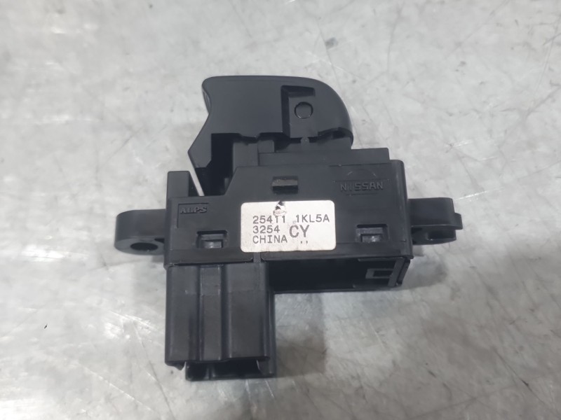 Recambio de mando elevalunas trasero derecho para nissan leaf (ze0) electric referencia OEM IAM 254111KL5A  