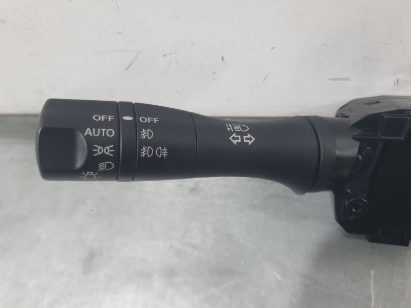 Recambio de mando luces y limpia para nissan leaf (ze0) electric referencia OEM IAM 255603NL0B 14Y04SM 