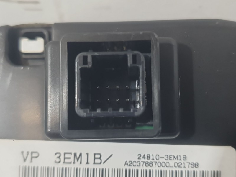 Recambio de pantalla multifuncion para nissan leaf (ze0) electric referencia OEM IAM 248103EM1B  