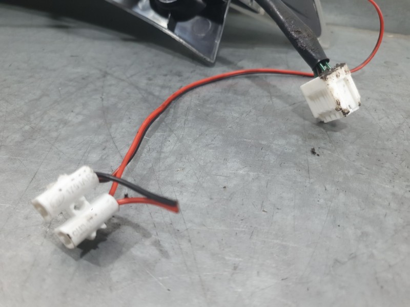 Recambio de piloto trasero izquierdo para nissan leaf (ze0) electric referencia OEM IAM 265553NL0B  