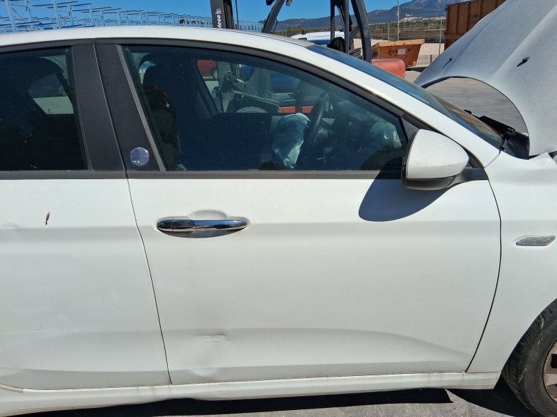 Recambio de puerta delantera derecha para fiat tipo hatchback (356_, 357_) 1.3 d (356hxh1a) referencia OEM IAM 52204529 TOCADA 