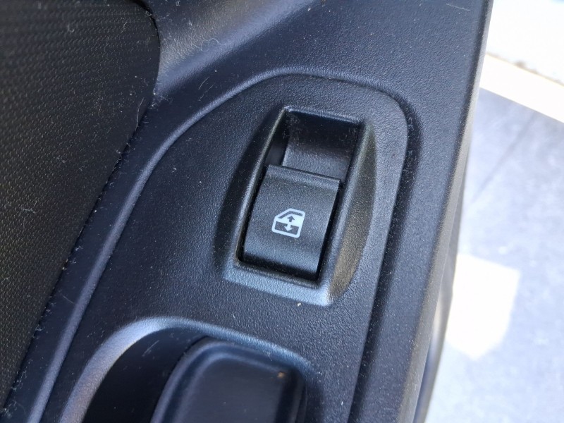 Recambio de mando elevalunas trasero izquierdo para fiat tipo hatchback (356_, 357_) 1.3 d (356hxh1a) referencia OEM IAM 7356646