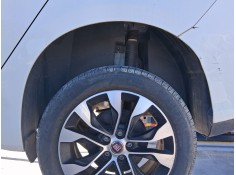 PLASTICO PASE RUEDA TRAS. IZQ. 52206213 