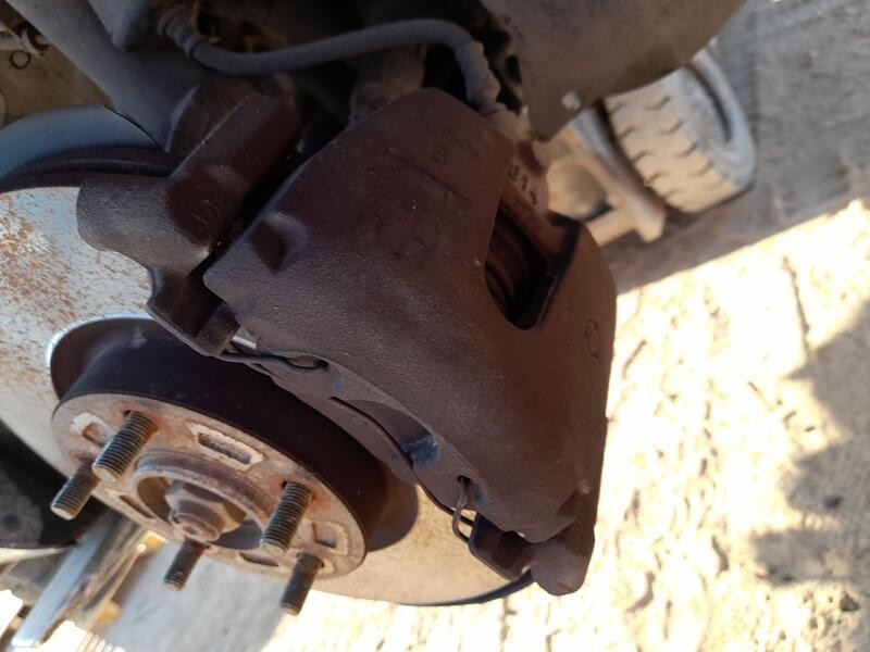 Recambio de pinza freno delantera derecha para mazda 5 (cr) 2.0 cd (cr19) referencia OEM IAM BPYK3361XC  