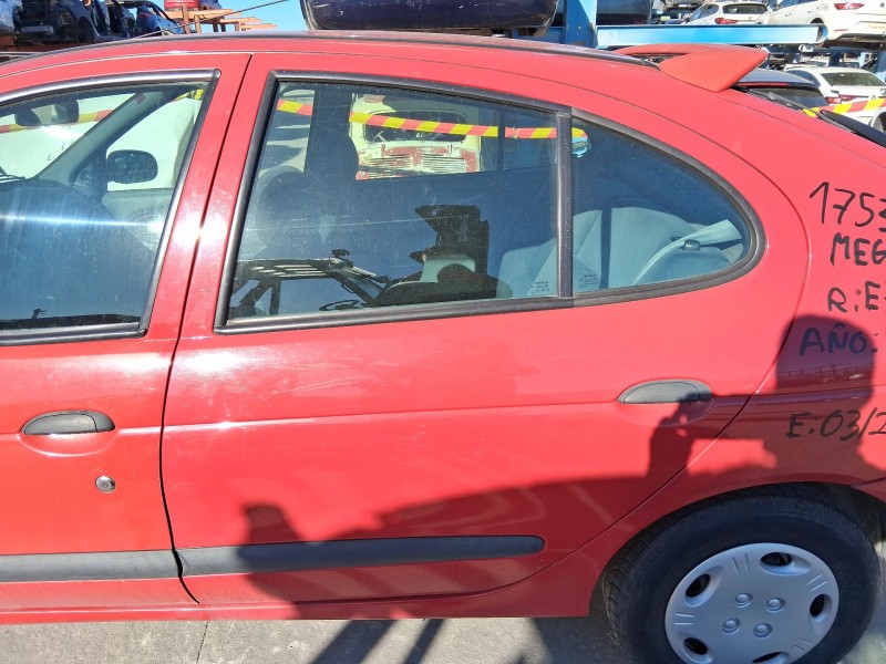 Recambio de puerta trasera izquierda para renault megane i (ba0/1_) 1.4 e (ba0e, ba0v) referencia OEM IAM 7751471875  