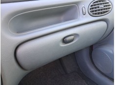 Recambio de guantera para renault megane i (ba0/1_) 1.4 e (ba0e, ba0v) referencia OEM IAM 7700839776  