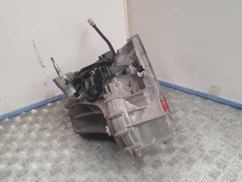 Recambio de caja cambios para renault megane iv hatchback (b9a/m/n_) 1.2 tce 130 (b9mr) referencia OEM IAM TL4087 6 Velocidades 