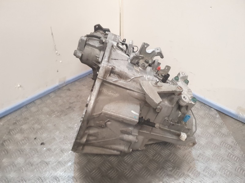 Recambio de caja cambios para nissan qashqai i (j10, nj10) 2.0 dci a las 4 ruedas referencia OEM IAM 32010JG70E 6 Velocidades CO