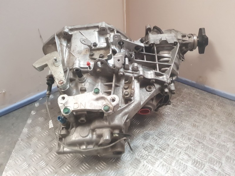 Recambio de caja cambios para nissan qashqai i (j10, nj10) 2.0 dci a las 4 ruedas referencia OEM IAM 32010JG70E 6 Velocidades CO
