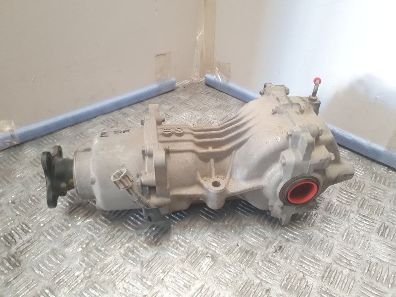 Recambio de diferencial trasero para nissan qashqai i (j10, nj10) 2.0 dci a las 4 ruedas referencia OEM IAM 38411JG70A  