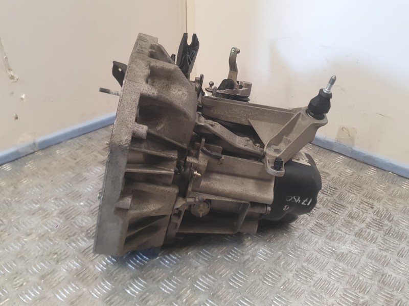 Recambio de caja cambios para dacia logan (ls_) 1.5 dci (ls0k) referencia OEM IAM JH3160 S017947 320108725R