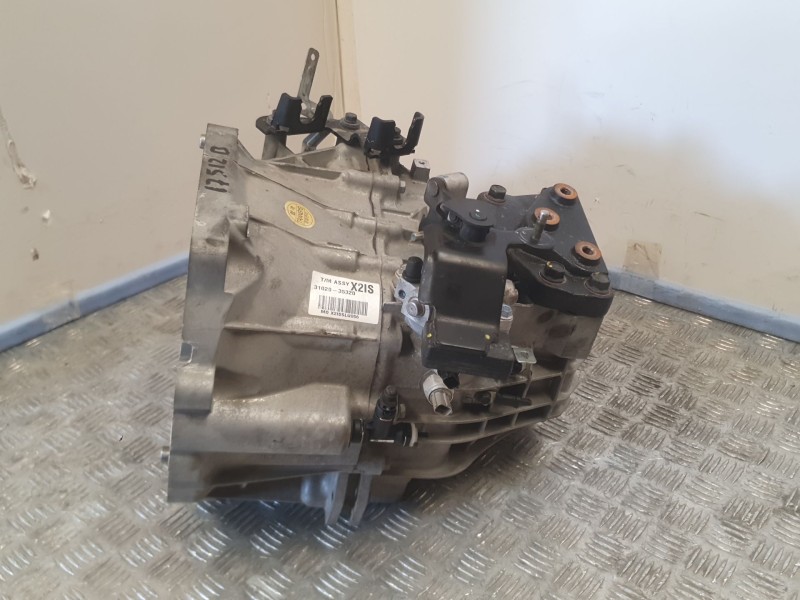 Recambio de caja cambios para ssangyong tivoli 1.5 referencia OEM IAM MDX2I 3102035320 