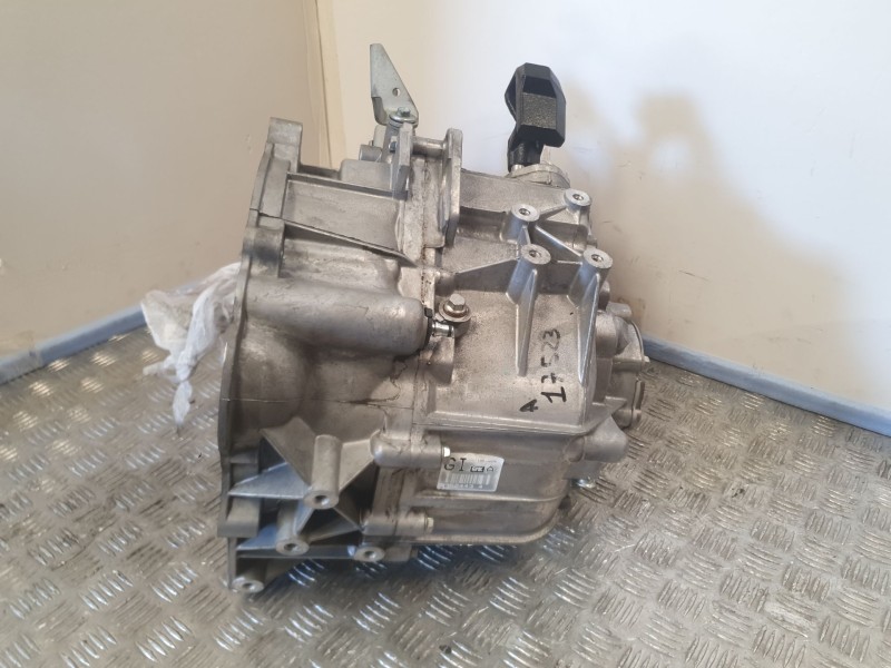 Recambio de caja cambios para chevrolet captiva (c100, c140) 2.0 d 4wd referencia OEM IAM GI052443 BEW4357 