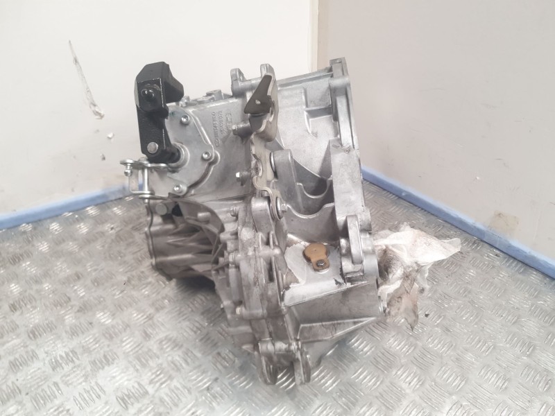 Recambio de caja cambios para chevrolet captiva (c100, c140) 2.0 d 4wd referencia OEM IAM GI052443 BEW4357 