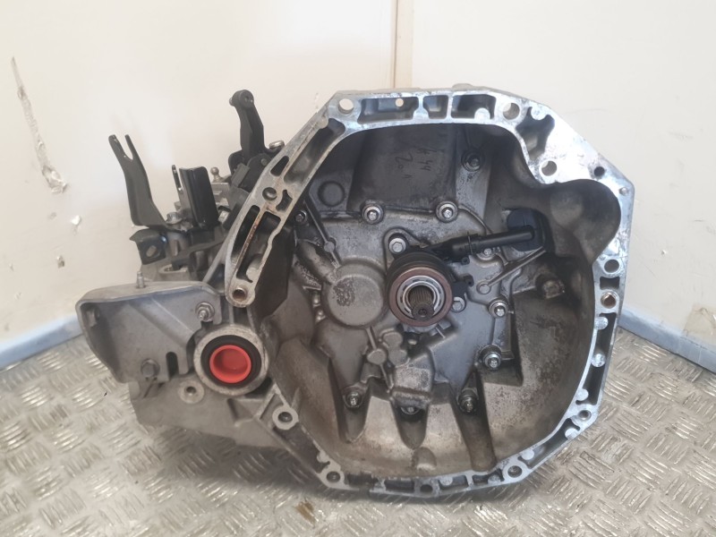 Recambio de caja cambios para nissan note (e12) 1.5 dci referencia OEM IAM JR5362 A012677 