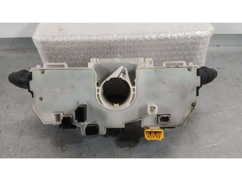 Recambio de mando luces y limpia para renault megane iii hatchback (bz0/1_, b3_) 1.5 dci referencia OEM IAM 255670019R  