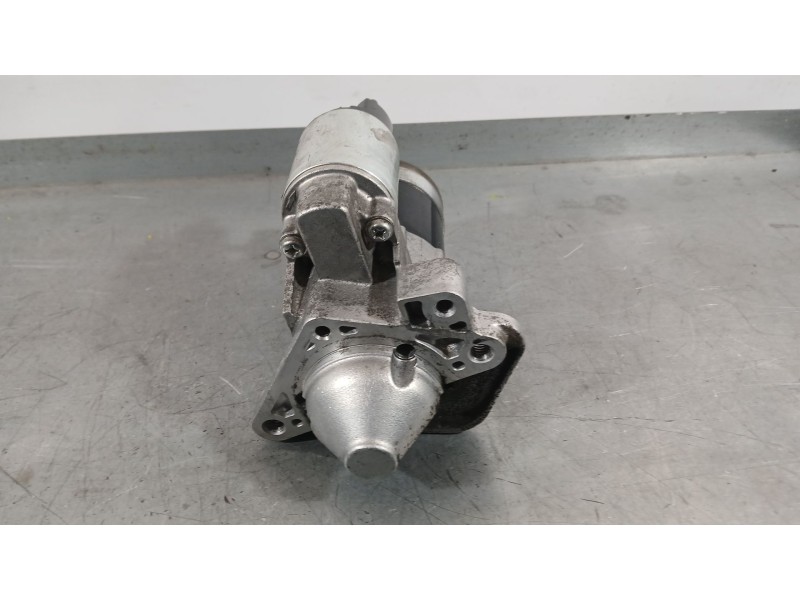 Recambio de motor arranque para renault megane iii hatchback (bz0/1_, b3_) 1.5 dci referencia OEM IAM 8200584675B MITSUBISHI M00