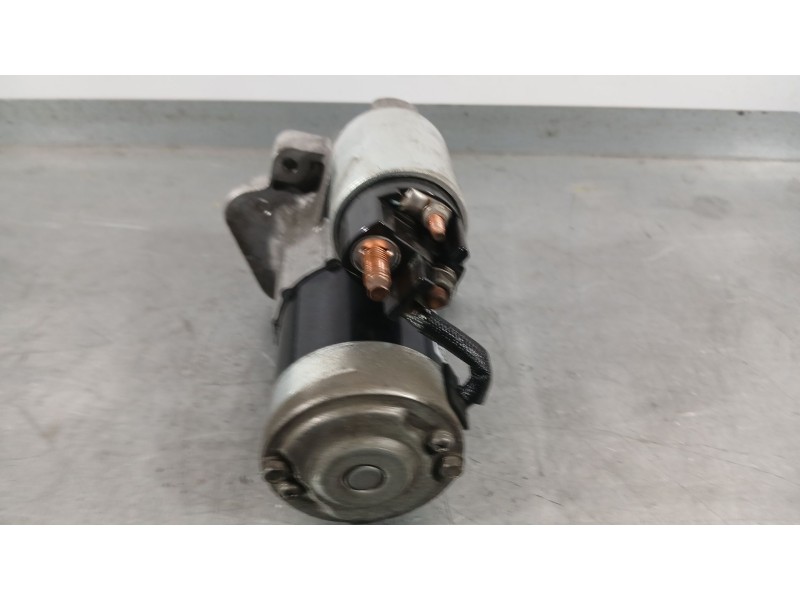 Recambio de motor arranque para renault megane iii hatchback (bz0/1_, b3_) 1.5 dci referencia OEM IAM 8200584675B MITSUBISHI M00