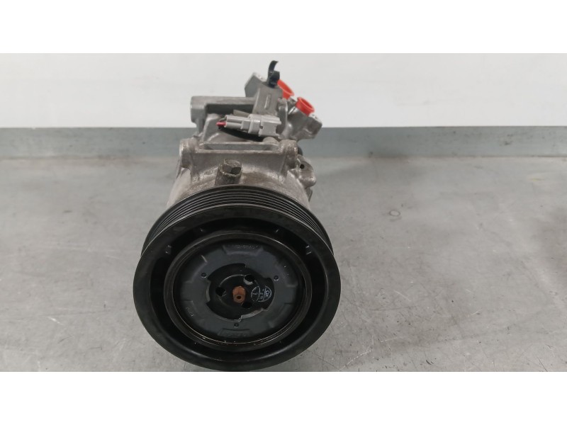 Recambio de compresor aire acondicionado para renault megane iii hatchback (bz0/1_, b3_) 1.5 dci referencia OEM IAM 8200939386A 