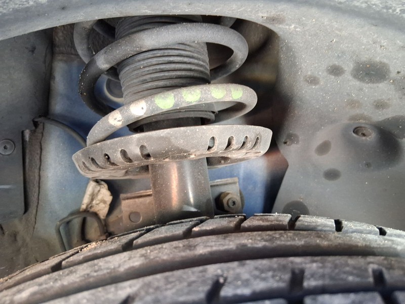 Recambio de amortiguador delantero derecho para volkswagen polo v (6r1, 6c1) 1.6 tdi referencia OEM IAM 6R0413031BL  