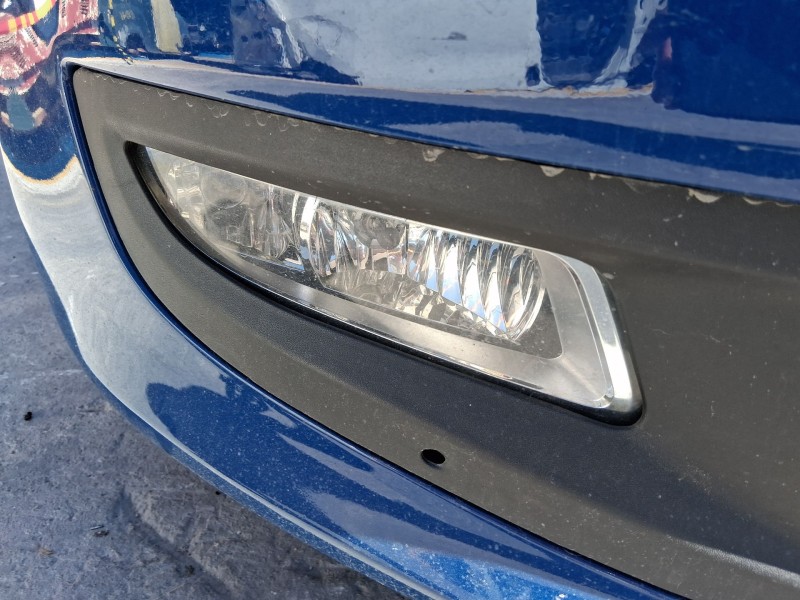 Recambio de faro antiniebla derecho para volkswagen polo v (6r1, 6c1) 1.6 tdi referencia OEM IAM 6R0941062C  