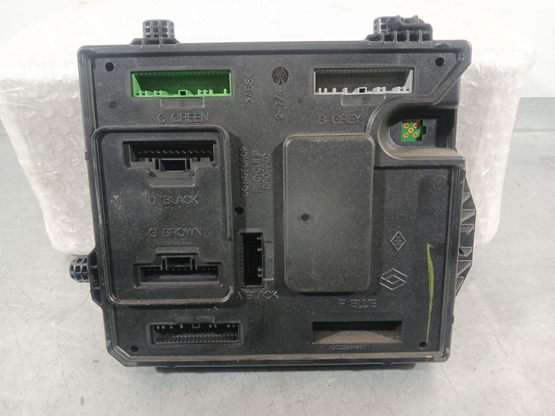 Recambio de caja reles / fusibles para renault megane iii hatchback (bz0/1_, b3_) 1.5 dci referencia OEM IAM 284B15986R CONTINEN
