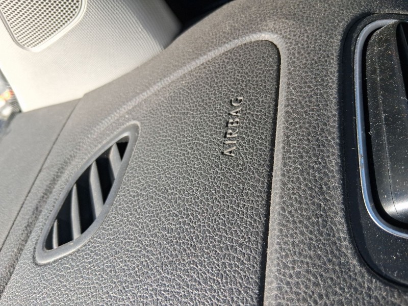 Recambio de kit airbag para volkswagen polo v (6r1, 6c1) 1.6 tdi referencia OEM IAM 5K0880201AE81U C/SALPICADERO Y PRETENSORES 5