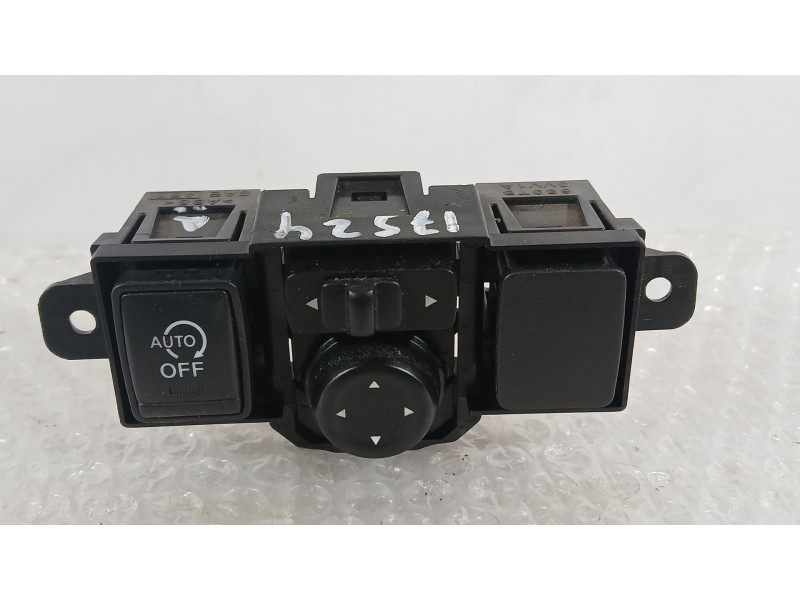 Recambio de mando retrovisor para nissan note (e12) 1.5 dci referencia OEM IAM 255703TB1A  