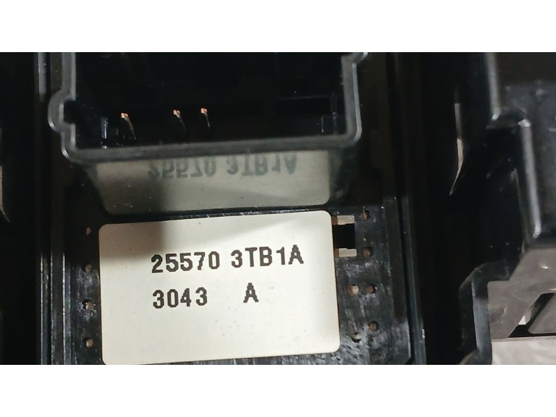 Recambio de mando retrovisor para nissan note (e12) 1.5 dci referencia OEM IAM 255703TB1A  